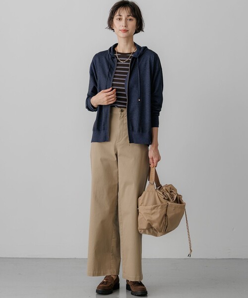 23区 L(ニジュウサンクオオキイサイズ)の「マルチボーダーフライス ロング Tシャツ(Tシャツ/カットソー・レディース・ダークグリーン系1/ダークブラウン系1・46/44/48)」の4枚目の写真