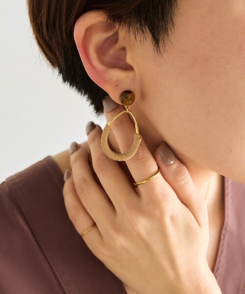 ear PAPILLONNER(イアパピヨネ)の「ラップフープピアス(ピアス(両耳用)・レディース・ブラック/サンドベージュ・FREE)」の11枚目の写真