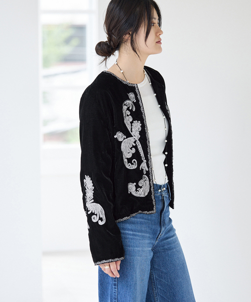 IENA(イエナ)の「COUTURE D'ADAM/クチュールドアダム Velvet Embroidery JK 26AW-200(その他アウター・レディース・ブラック・38)」の3枚目の写真