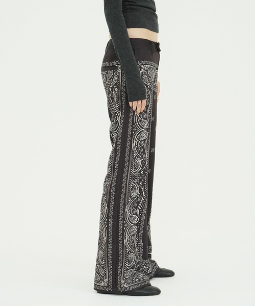 CLANE(クラネ)の「LOW WAIST BANDANA PANTS(その他パンツ・レディース・ホワイト/ブラウン・2/1)」の9枚目の写真