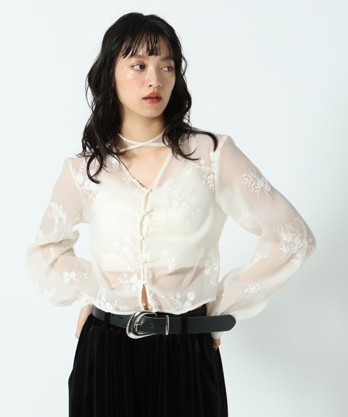 PAGEBOY(ページボーイ)の「アソートリボンギャザーブラウス(シャツ/ブラウス・レディース・ブラック/オフホワイト/レオパード・FREE)」の1枚目の写真