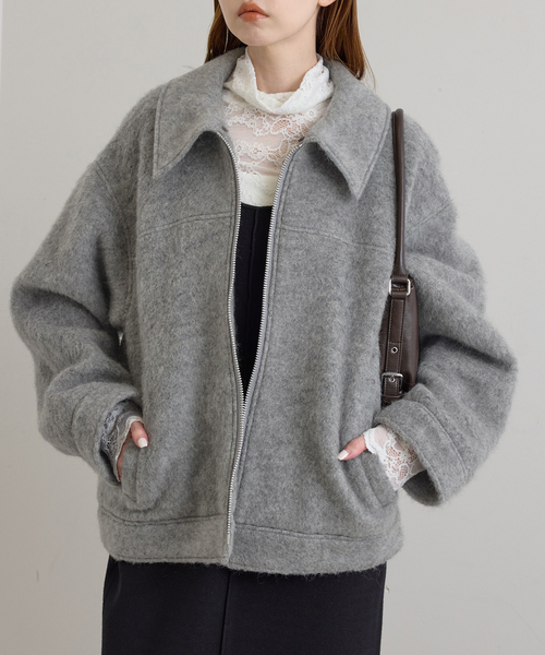 U by SPICK&SPAN（ユーバイスピックアンドスパン）の「バックギャザーウールシャギーブルゾン（その他アウター・レディース・ネイビー/グレー・FREE）」の11枚目の写真