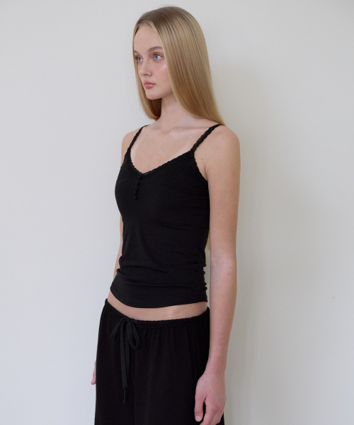 ROSEFRANTZ（ロゼフランツ）の「Button Lace Sleeveless [Black]（Tシャツ/カットソー・レディース・ブラック・SMALL/MEDIUM/X-SMALL）」の3枚目の写真