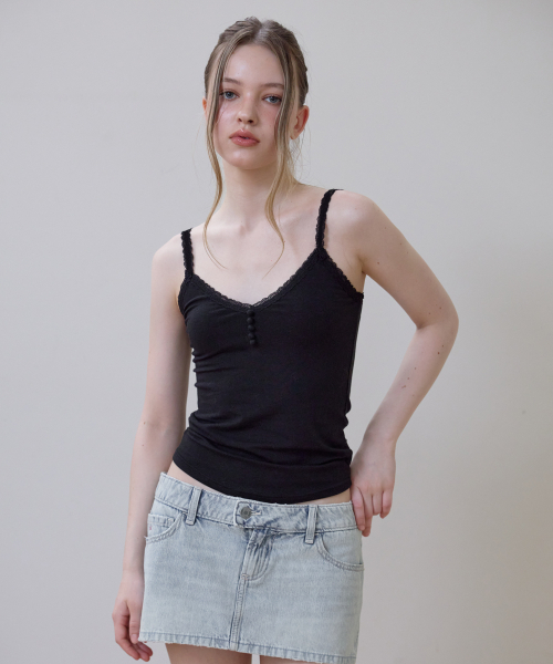 ROSEFRANTZ（ロゼフランツ）の「Button Lace Sleeveless [Black]（Tシャツ/カットソー・レディース・ブラック・SMALL/MEDIUM/X-SMALL）」の9枚目の写真