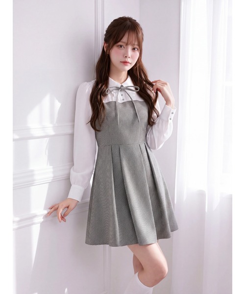 Suyunn（スユン）の「千鳥柄シャツ切替ウエストリボンワンピース（ワンピース・レディース・ブラック/ブルー・M）」の8枚目の写真