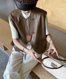 レザーノースリーブベスト