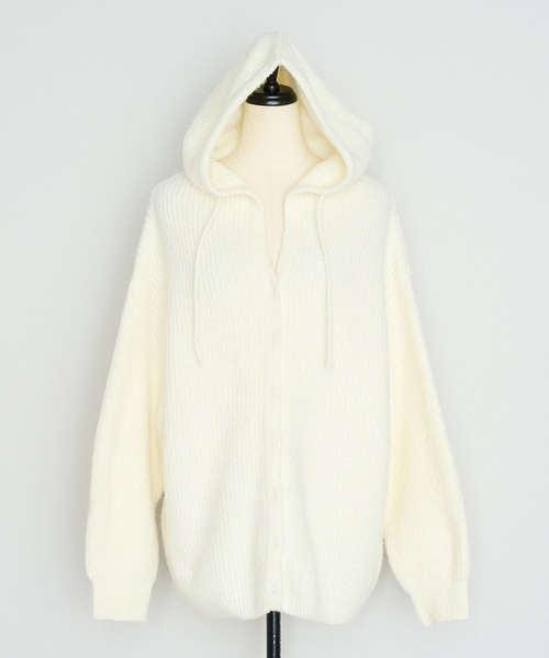 OFF-WHITE