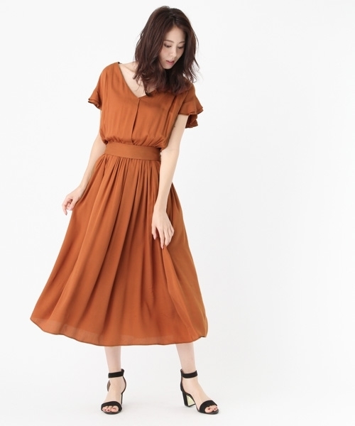 Andemiu（アンデミュウ）の「ソデラッフルＶネックワンピース766451（ワンピース・レディース・モカ/グリーン/その他・FREE）」の10枚目の写真