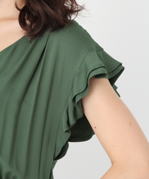 Andemiu（アンデミュウ）の「ソデラッフルＶネックワンピース766451（ワンピース・レディース・モカ/グリーン/その他・FREE）」の20枚目の写真