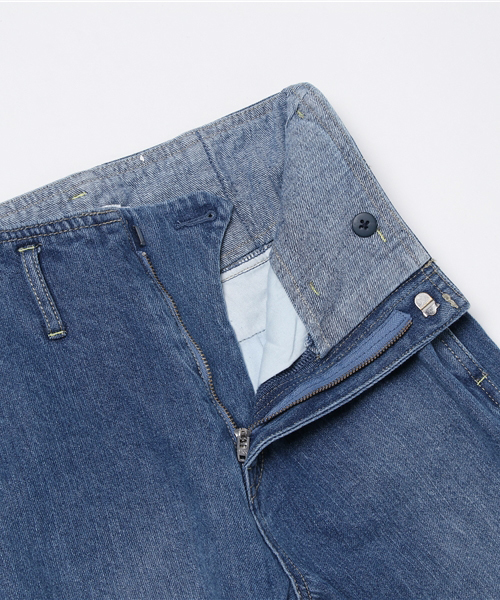 koe（コエ）の「サイド切替カットオフデニムワイドパンツ（デニムパンツ・レディース・ライトインディゴブルー・L/S/M）」の9枚目の写真