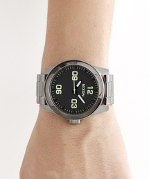 NIXON | THE CORPORAL SS(アナログ腕時計)