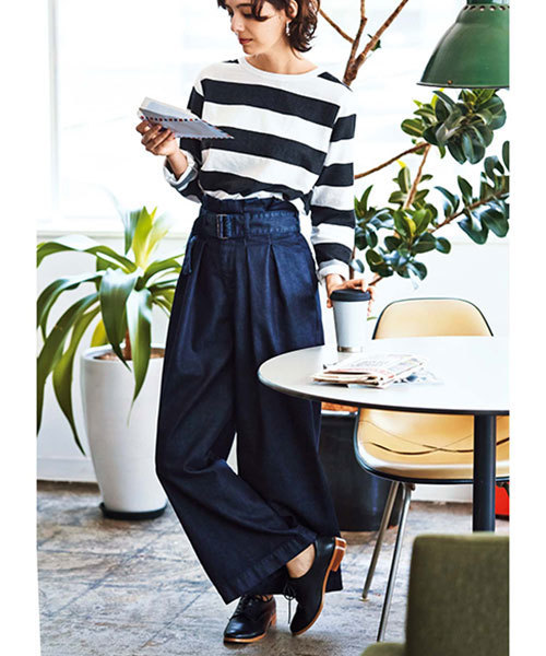 and myera(アンド マイラ)の「and myera 布はくのボーダーTトップス/カットソー(Tシャツ/カットソー・レディース・ホワイト×ブラック・LARGE/MEDIUM/SMALL/X-LARGE)」の2枚目の写真