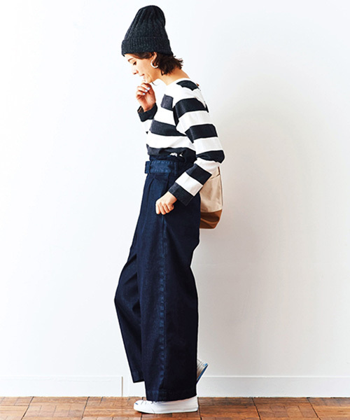 and myera(アンド マイラ)の「and myera 布はくのボーダーTトップス/カットソー(Tシャツ/カットソー・レディース・ホワイト×ブラック・LARGE/MEDIUM/SMALL/X-LARGE)」の9枚目の写真