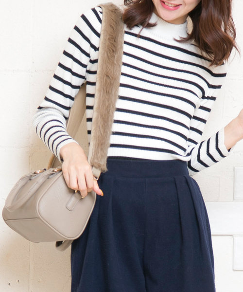 KOBE LETTUCE（コウベレタス）の「フェイクファーバッグストラップ（ハンドバッグ・レディース・ブラック/ベージュ/アイボリー/ボルドー・FREE）」の7枚目の写真