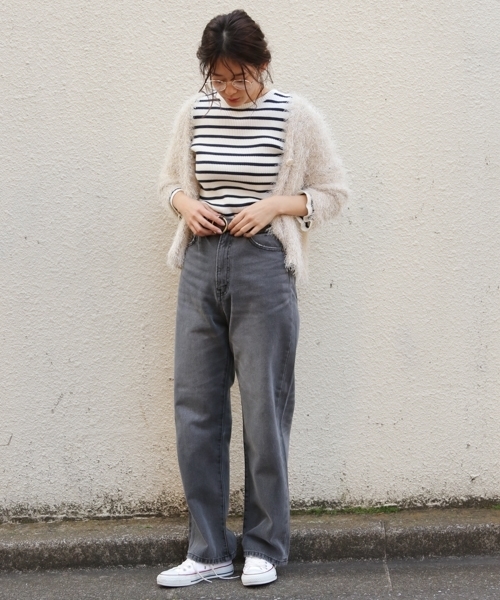 PAGEBOY(ページボーイ)の「袖フレアリブプルオーバー(Tシャツ/カットソー・レディース・ライトグレー/オフホワイト/ブラック系その他/ブラック・FREE)」の17枚目の写真