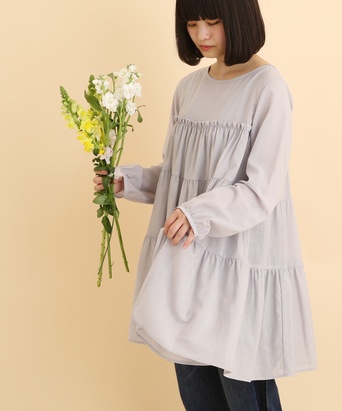 POU DOU DOU（プードゥドゥ）の「3段ティアードチュニックブラウス（シャツ/ブラウス・レディース・ブラック/オフホワイト/グレー・3）」の3枚目の写真