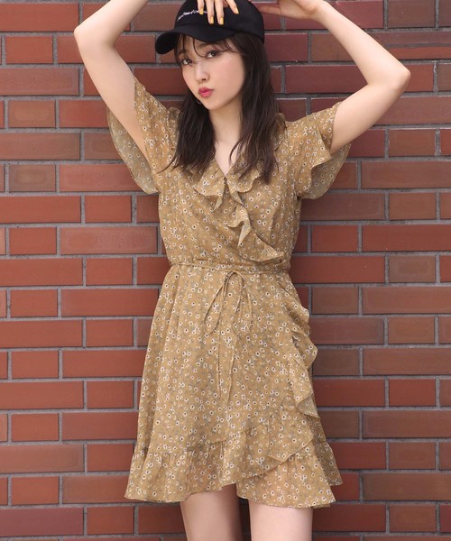 one after another NICE CLAUP（ワンアフターアナザーナイスクラップ）の「ロマンティックフリルワンピ（ワンピース・レディース・ベージュ系その他/ブラウン系その他/レッド系その他/ブラック系その他・FREE）」の3枚目の写真