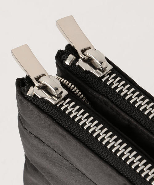 BEAUTY&YOUTH UNITED ARROWS（ビューティーアンドユースユナイテッドアローズ）の「BY サテン ダブルジップ ミニサコッシュ（ショルダーバッグ・レディース・ブラック/シルバー/オレンジ系その他・FREE）」の9枚目の写真