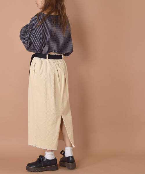 w closet（ダブルクローゼット）の「ベルト付きコーデュロイウエストギャザースカート_（スカート・レディース・アイボリー/サックスブルー/モカ/ラベンダー/パープル/ブルー系その他・FREE）」の12枚目の写真