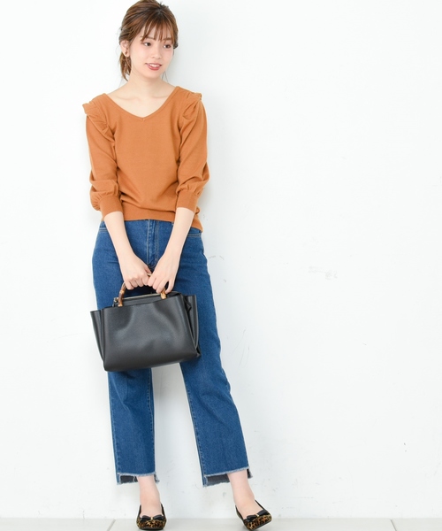 natural couture(ナチュラルクチュール)の「パワショル前後2WAYニット(ニット/セーター・レディース・オフホワイト/ブラック/ブラウン/キャメル・FREE)」の14枚目の写真