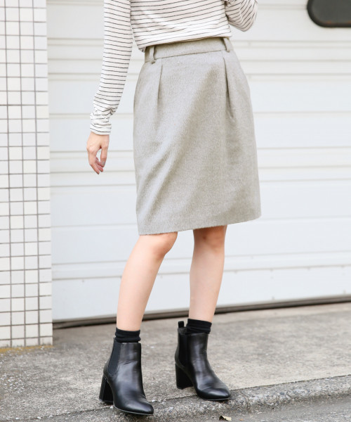 LOWRYS FARM（ローリーズファーム）の「シャギータイトスカート　809010（スカート・レディース・ブラック/ブラウン/グレー/アイボリー/イエロー/ベージュ・MEDIUM/LARGE）」の4枚目の写真