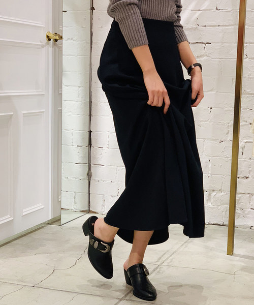 And A（アンドエー）の「And A アンドエー / イージーケア バイアス フレアロングマキシスカート（スカート・レディース・ライトグレー/ネイビー/グリーン/ローズ・SMALL/MEDIUM）」の3枚目の写真