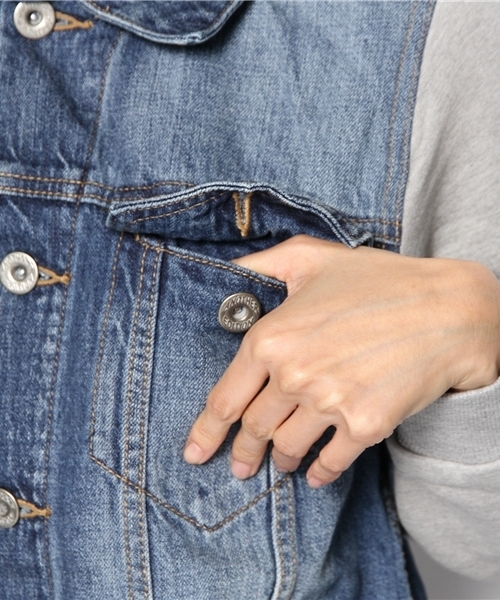 Another Edition（アナザーエディション）の「AE DNM×SWEAT G-JK（デニムジャケット・レディース・ライトブルー/コバルトブルー・フリー）」の11枚目の写真