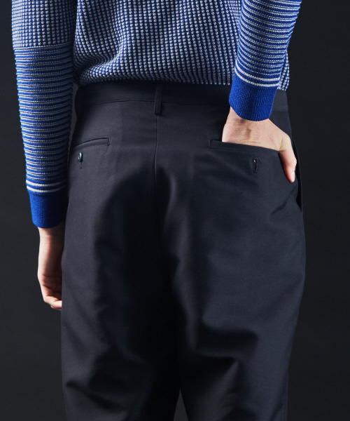 5351 POUR LES HOMMES（ゴーサンゴーイチプールオム）の「タスランダブルクロス2タッククロップパンツ（その他パンツ・メンズ・ブラック/カーキ・44/46/48/50）」の8枚目の写真