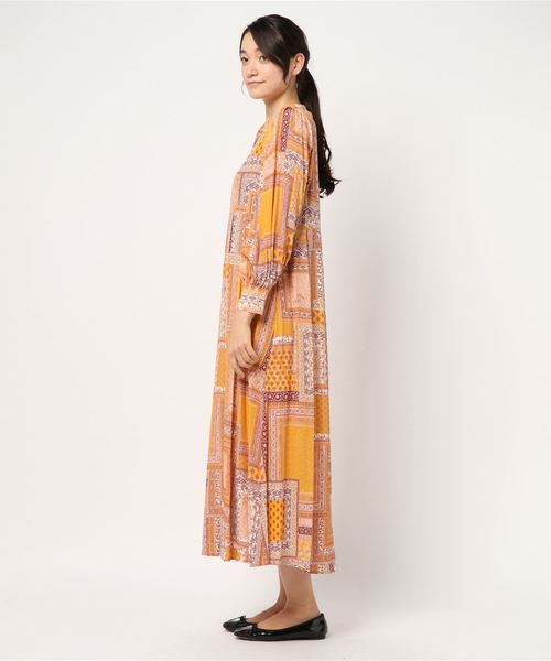 N.（N. Natural Beauty Basic）（エヌエヌナチュラルビューティーベーシック）の「ＦＡＳＣＩＮＡＴＩＯＮ　ワンピース（ワンピース・レディース・イエロー系その他・MEDIUM）」の2枚目の写真