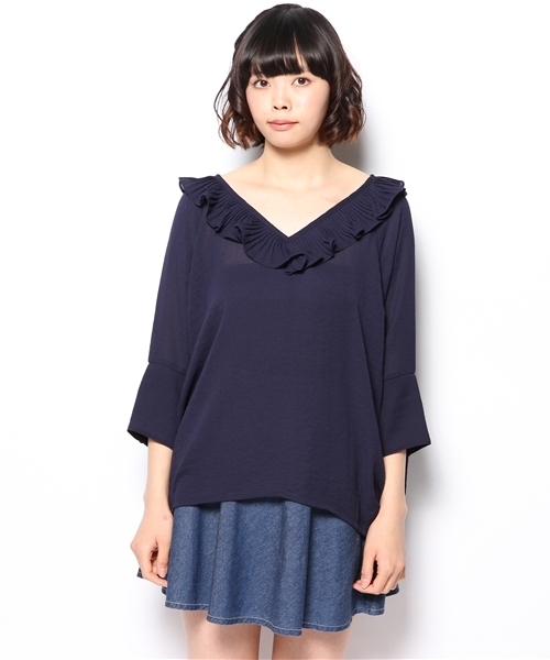 mystic（ミスティック）の「衿フリルVプルオーバー（シャツ/ブラウス・レディース・オフホワイト/ベージュ/ネイビー/ブラック/ブルー・ﾌﾘ-）」の13枚目の写真