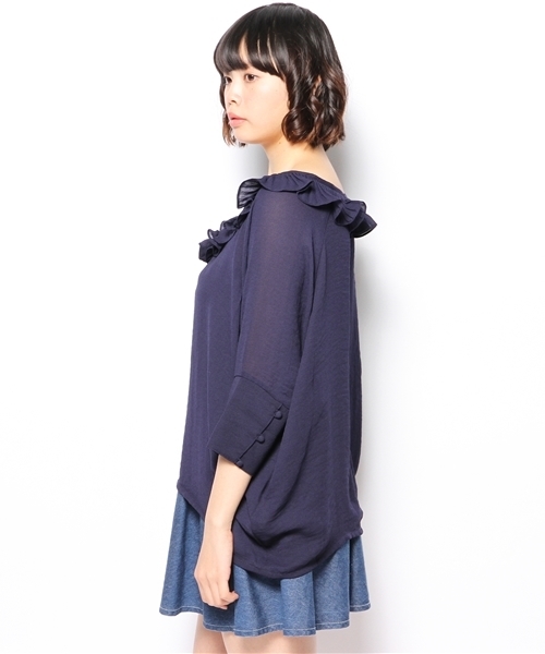 mystic（ミスティック）の「衿フリルVプルオーバー（シャツ/ブラウス・レディース・オフホワイト/ベージュ/ネイビー/ブラック/ブルー・ﾌﾘ-）」の12枚目の写真