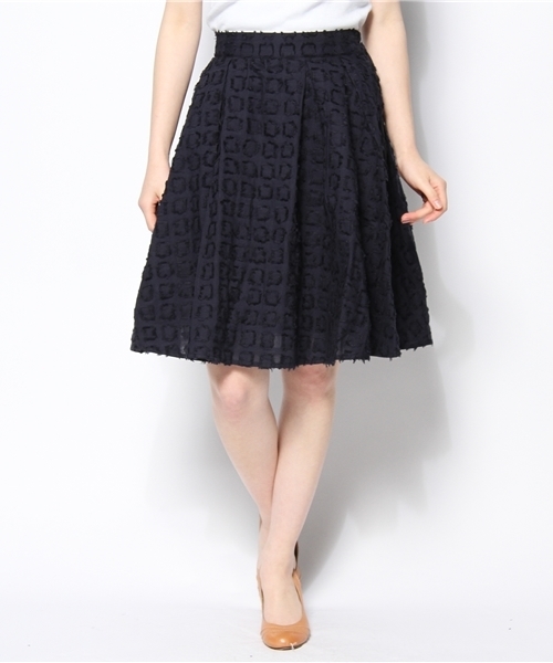 Chico(チコ)の「タックフレアSKT(スカート・レディース・ホワイト/ブルー/ネイビー・FREE)」の13枚目の写真