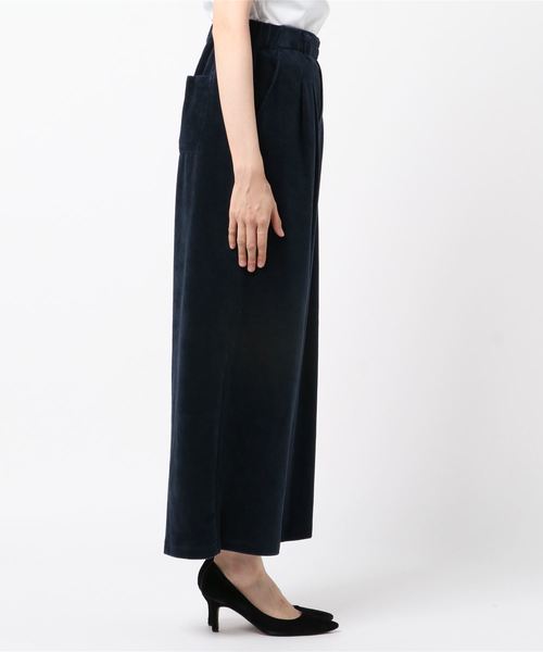 ONIGIRI(オニギリ)の「コーデュロイ ベロア ワイドパンツ(その他パンツ・レディース・アイボリー/ネイビー・MEDIUM/LARGE/SMALL)」の10枚目の写真
