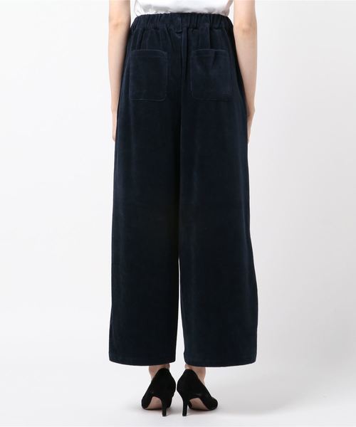 ONIGIRI(オニギリ)の「コーデュロイ ベロア ワイドパンツ(その他パンツ・レディース・アイボリー/ネイビー・MEDIUM/LARGE/SMALL)」の11枚目の写真