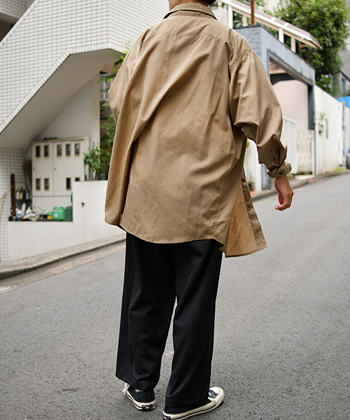 kutir(クティール)の「Wポケットロングシャツ(シャツ/ブラウス・メンズ・ダークブラウン/ライトグレー/ベージュ・MEDIUM/LARGE)」の13枚目の写真