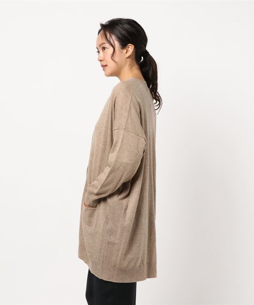 PUAL CE CIN(ピュアルセシン)の「Vネックロングカーディガン(カーディガン/ボレロ・レディース・ベージュ/ネイビー/グリーン/マスタード/キャメル・FREE)」の6枚目の写真