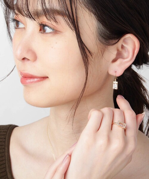 COCOSHNIK（ココシュニック）の「K10カラーストーン（ミスティーローズトパーズ）×ダイヤモンド バゲットカット リング（リング・レディース・ライトオレンジ系1・10号/14号/12号）」の11枚目の写真