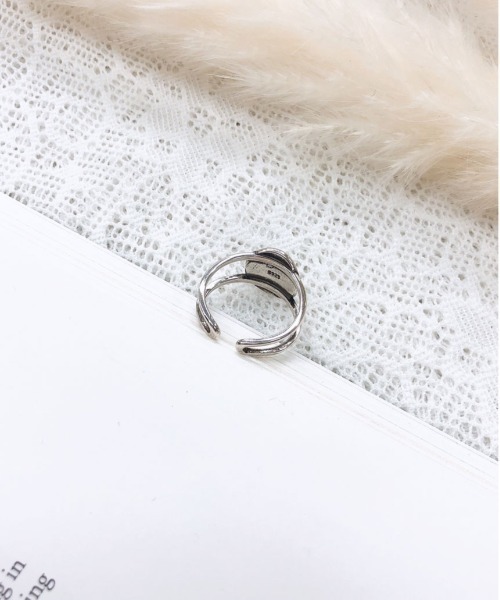 PairPair（ペアペア）の「アンティーク風リング(AR)（リング・レディース・シルバー/杢グレー・FREE）」の4枚目の写真