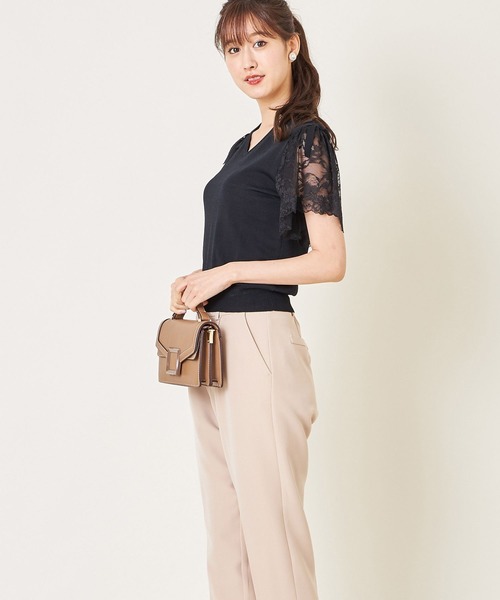 tocco closet（トッコ　クローゼット）の「肩りぼん付きフラワーレーススリーブ切替シャリ感Ｖネックニットプルオーバー（ニット/セーター・レディース・ブラック/オフホワイト/ワイン・M）」の12枚目の写真