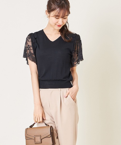 tocco closet（トッコ　クローゼット）の「肩りぼん付きフラワーレーススリーブ切替シャリ感Ｖネックニットプルオーバー（ニット/セーター・レディース・ブラック/オフホワイト/ワイン・M）」の16枚目の写真
