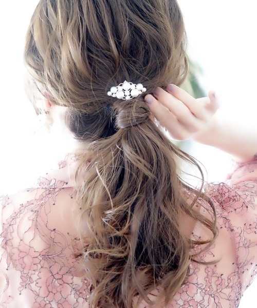 Cupid Heart（キューピッドハート）の「【Cupid Heart】結婚式アクセサリー ヘアカフ（バレッタ/ヘアクリップ・レディース・ベージュ・MEDIUM）」の7枚目の写真