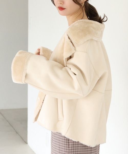 one after another NICE CLAUP(ワンアフターアナザーナイスクラップ)の「ムートンライダース(ライダースジャケット・レディース・アイボリー/ベージュ/ピンク・FREE)」の2枚目の写真