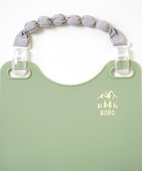 BOBO（ボボ）の「【BOBO(ボボ)】シリコンビブ（マグ/哺乳瓶/お食事グッズ・キッズ・テラコッタ/ライトカーキ・ONE SIZE）」の14枚目の写真