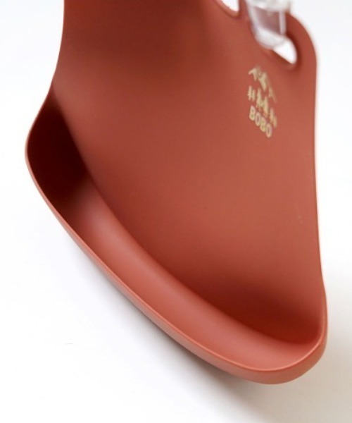 BOBO（ボボ）の「【BOBO(ボボ)】シリコンビブ（マグ/哺乳瓶/お食事グッズ・キッズ・テラコッタ/ライトカーキ・ONE SIZE）」の18枚目の写真