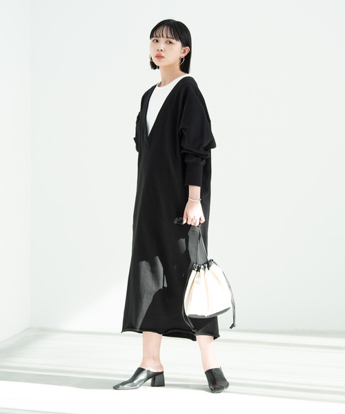 Aunt Marie's（アントマリーズ）の「深Vネックスウェットワンピ / AUNT MARIE'S（ワンピース・レディース・チャコールグレー/ブラック/アイボリー・FREE）」の21枚目の写真