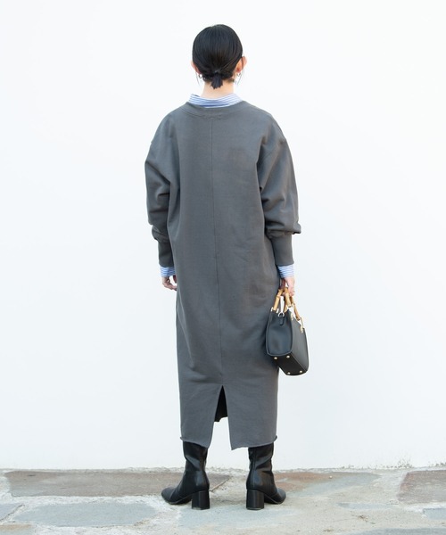 Aunt Marie's（アントマリーズ）の「深Vネックスウェットワンピ / AUNT MARIE'S（ワンピース・レディース・チャコールグレー/ブラック/アイボリー・FREE）」の11枚目の写真