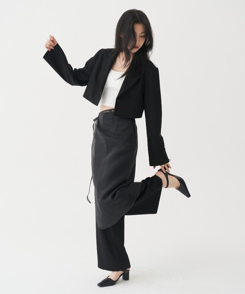 FEKETE（フェケテ）の「FEKETE BRA CAMISOLE（キャミソール・レディース・ベージュ/ホワイト/ブラック・FREE）」の4枚目の写真