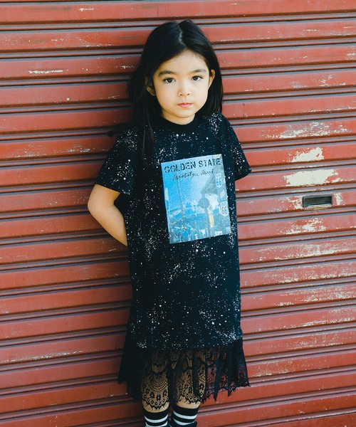 RADCHAP(ラッドチャップ)の「【ペア】飛ばしブリーチグラフィック半袖ワンピース(ワンピース・キッズ・ブラック・120cm/140cm/100cm/150cm/110cm/130cm/90cm)」の1枚目の写真