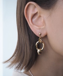 ボリュームイヤリング