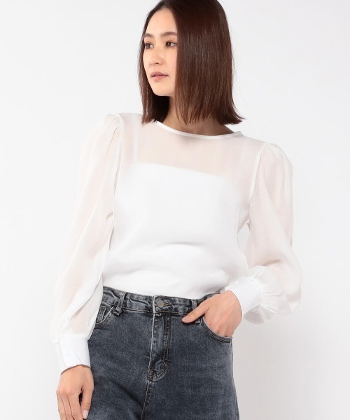 UNRELISH(アンレリッシュ)の「シアーパフショルダーブラウス(シャツ/ブラウス・レディース・ホワイト/ベージュ/ブルー・MEDIUM)」の2枚目の写真